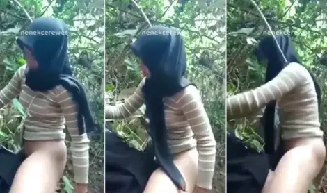 Background nonton video viral Bocil Main Sama Ibu Tiri Di Hutan Viral
